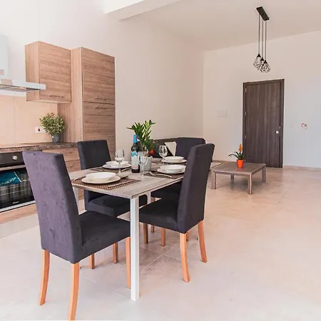 Unique 2bdr Near Sea And Pool In Center! Sliema