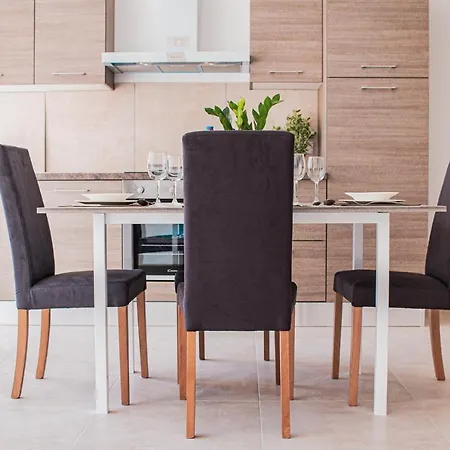 Appartement Unique 2bdr Near Sea And Pool In Center! Sliema