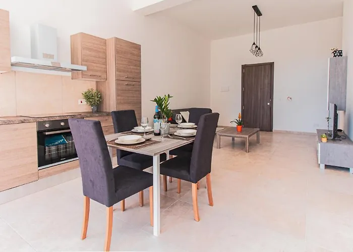 Unique 2bdr Near Sea And Pool In Center! Sliema