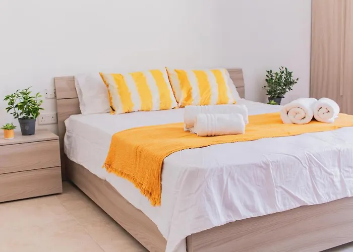 Unique 2bdr Near Sea And Pool In Center! Apartamento